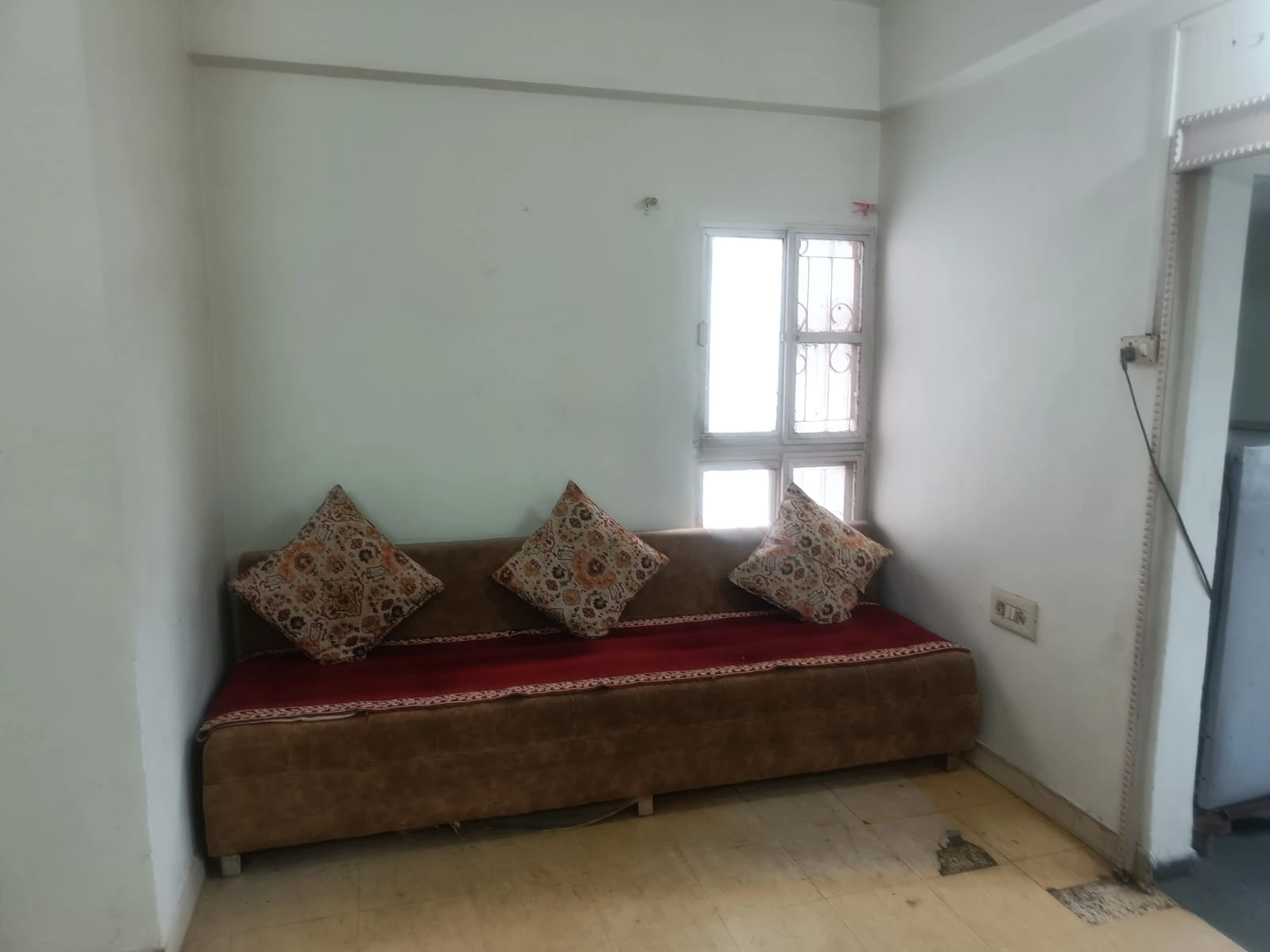 2 BHK  Flat for rent in Paldi for rent