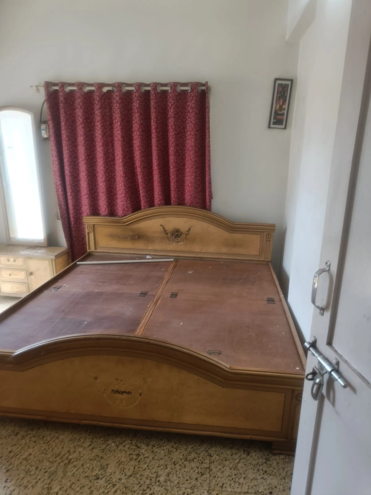 2 BHK  Flat for rent in Paldi for rent