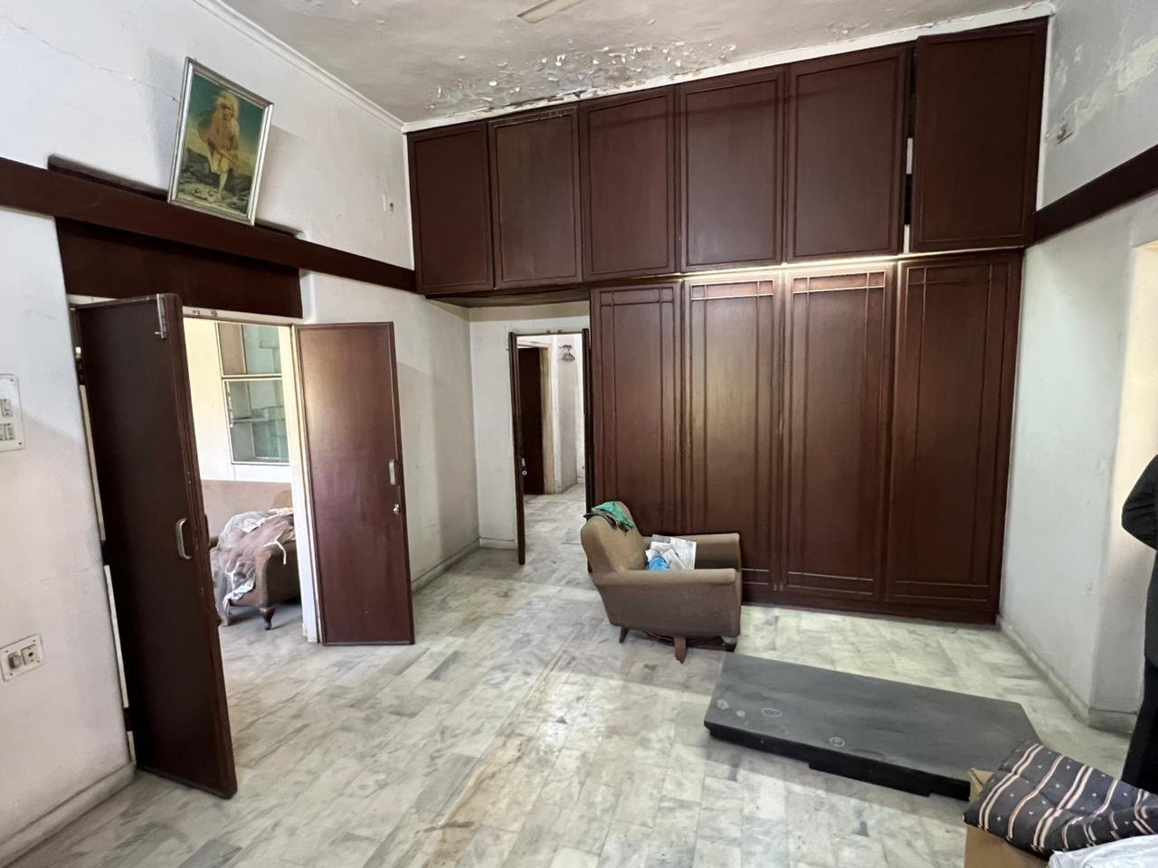 2 BHK Flat for sale