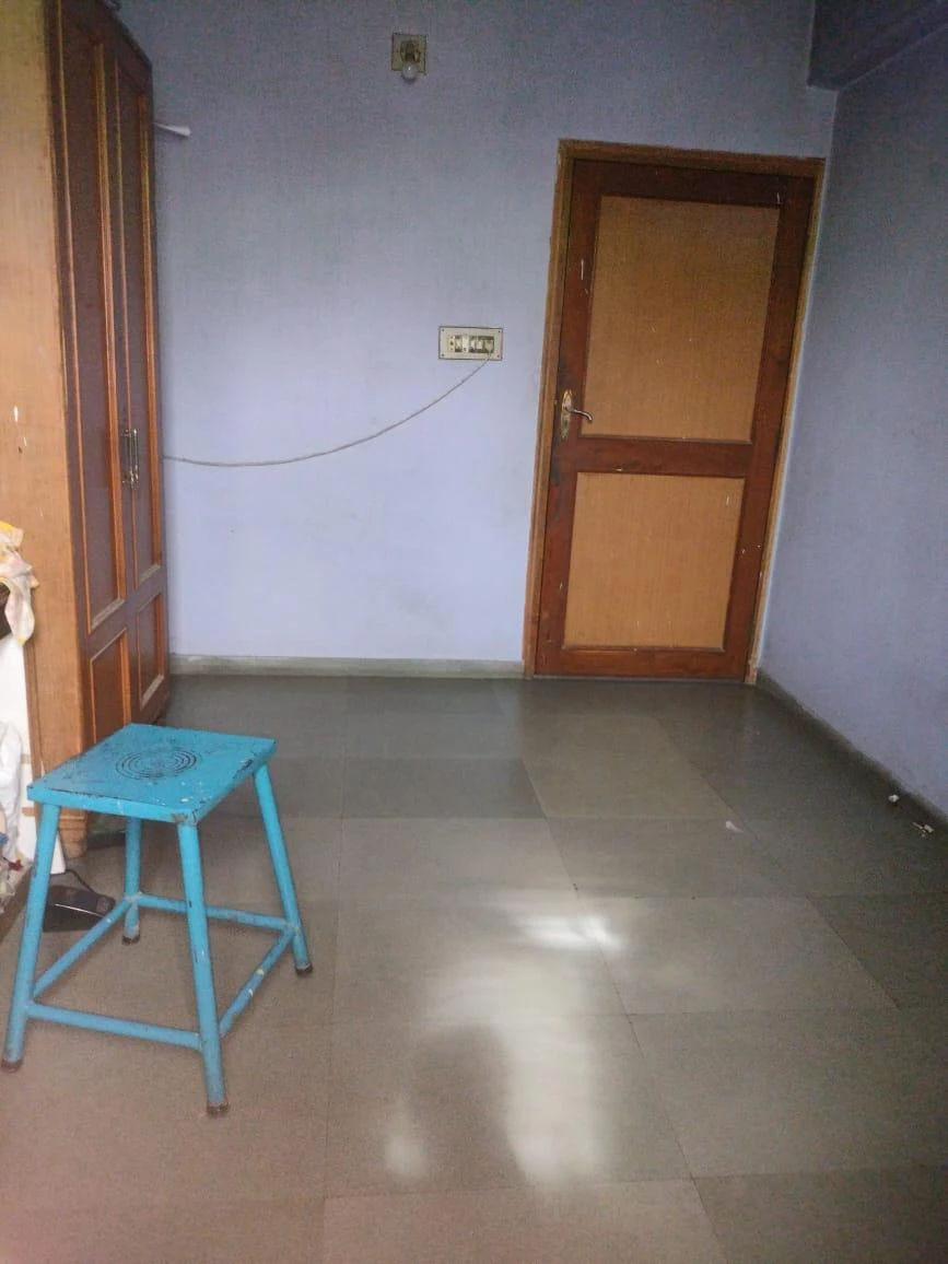 3 Independent floors in a building with personal lift and personal terrace for rent