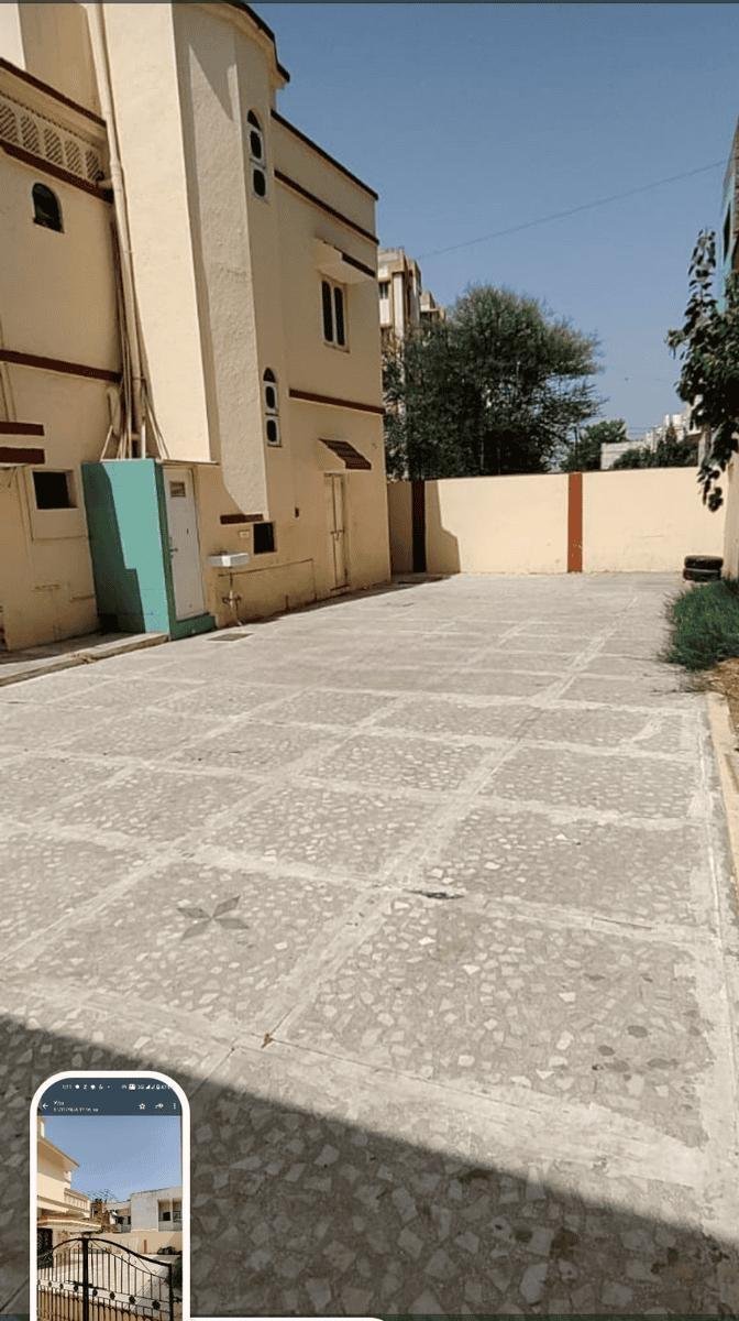 4 BHK Flat for sale