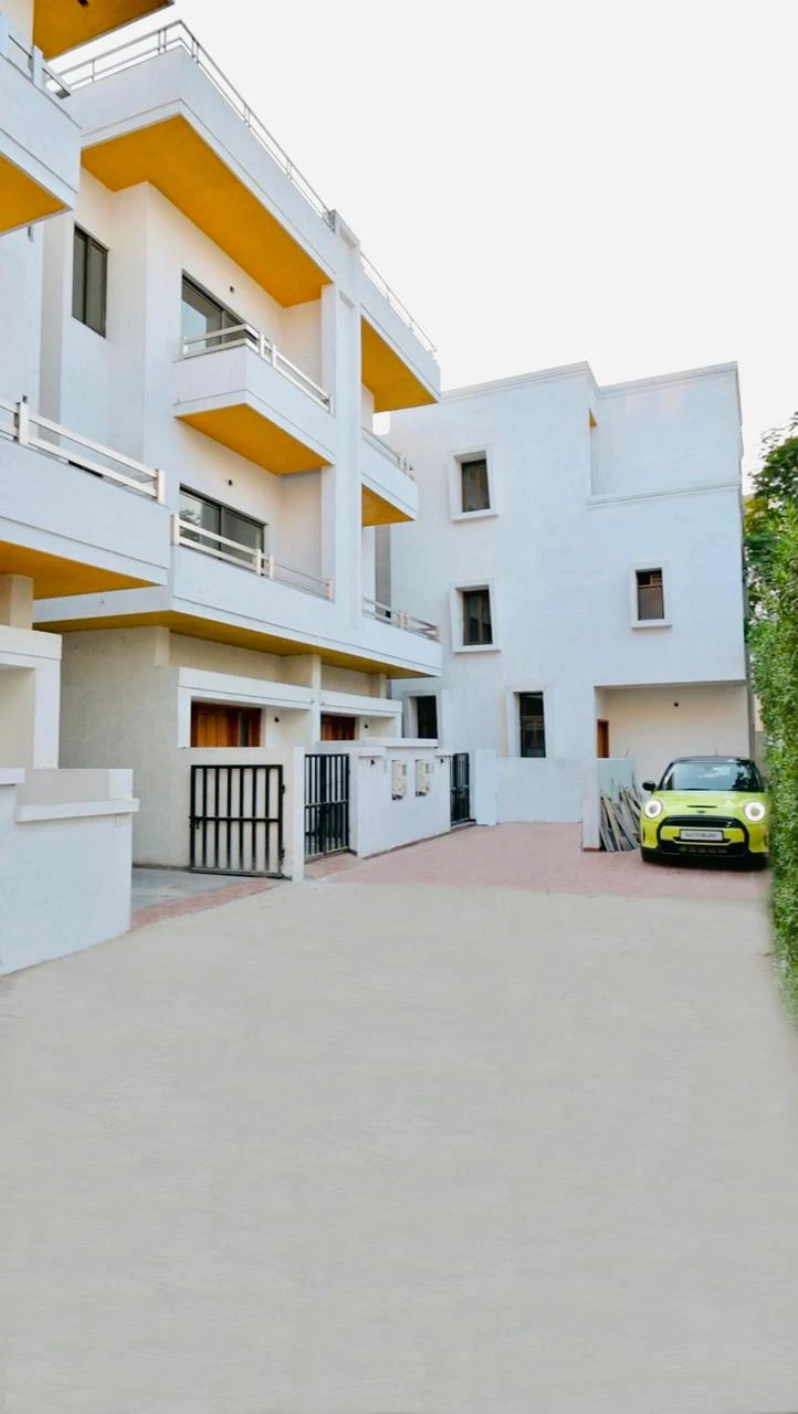Sameer Residence – Premium 3 & 4 BHK Bungalows for new