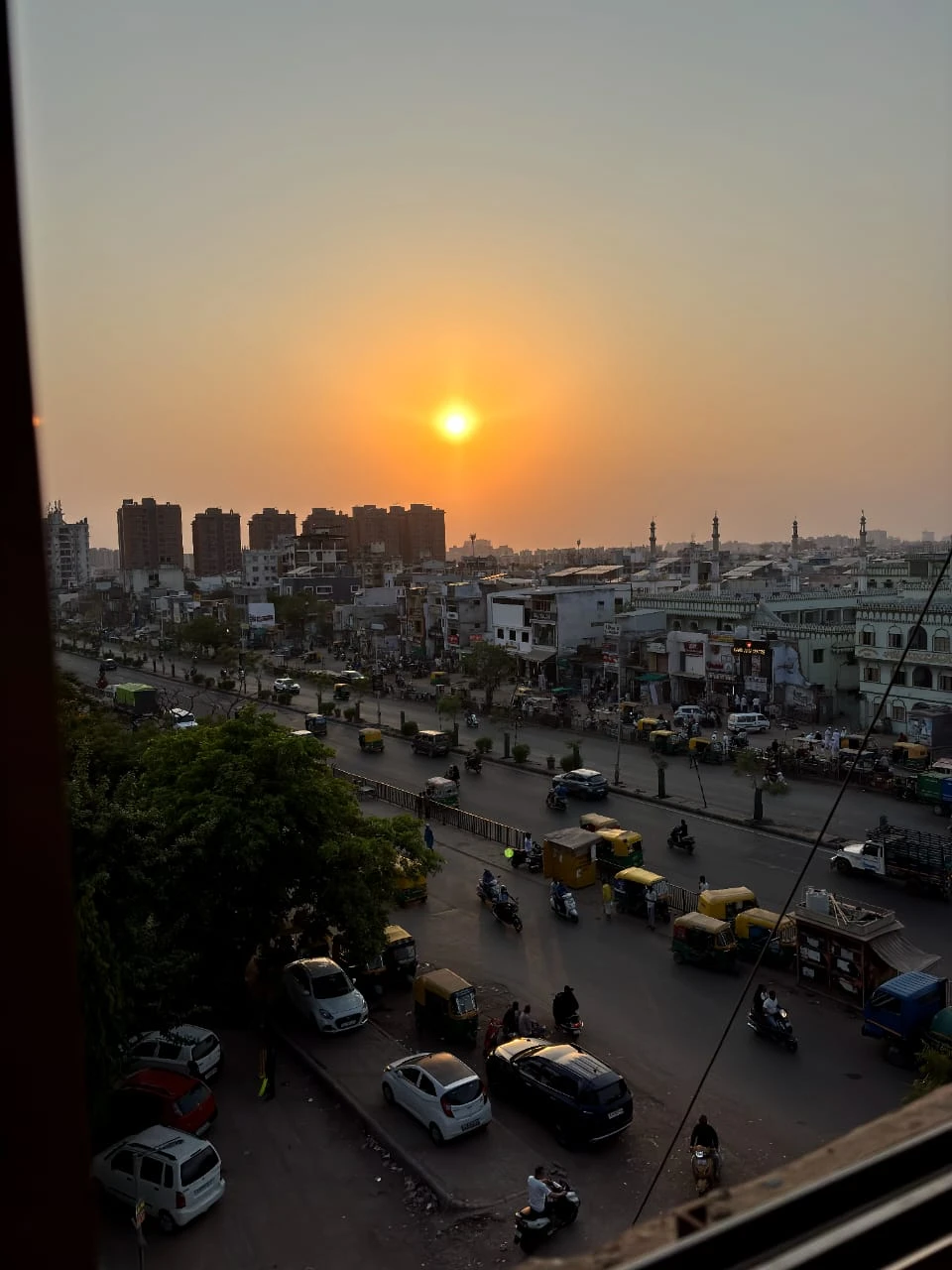 Signature PG: Affordable 4-Sharing Male PG in Juhapura for rent